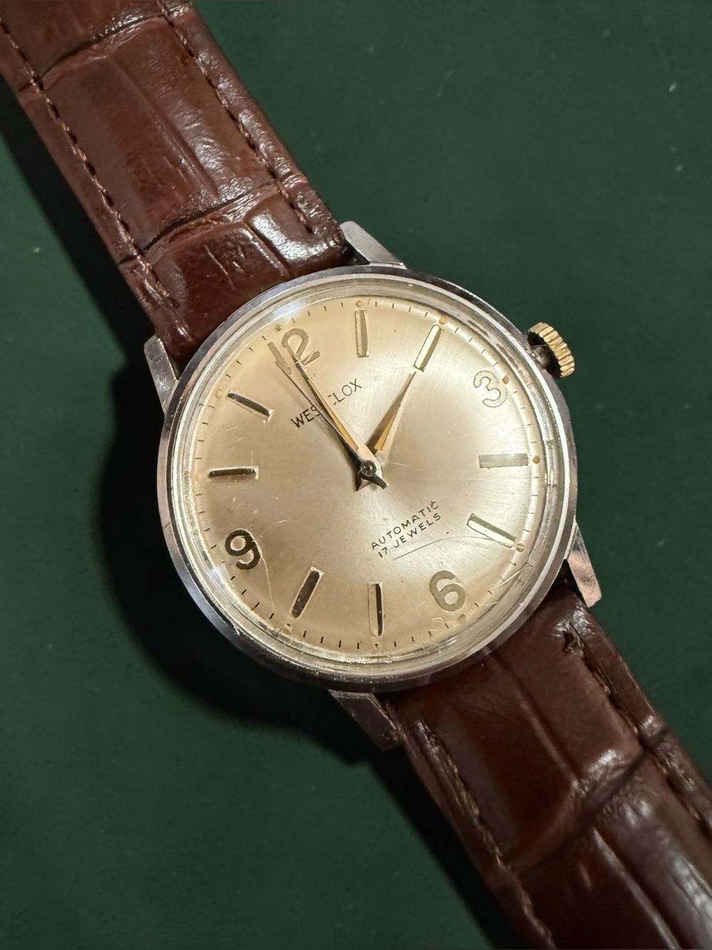 Vintage Westclox Automatic 17 Jewels Men’s Watch Champagne Dial Runs